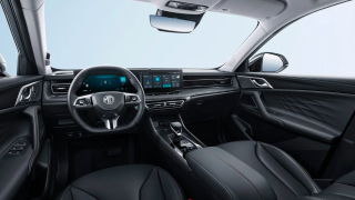 MG HS Plug-In Hybrid