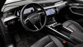 AUDI Q8 Etron
