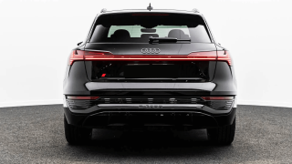 AUDI Q8 Etron
