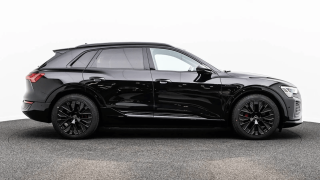 AUDI Q8 Etron