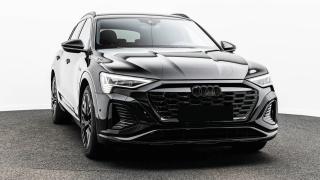 AUDI Q8 Etron