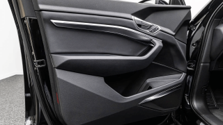AUDI Q8 Etron