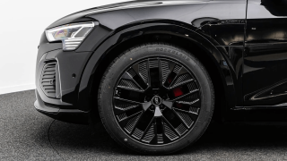 AUDI Q8 Etron