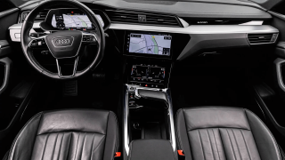 AUDI Q8 Etron