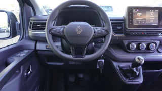 RENAULT TRAFIC Grand