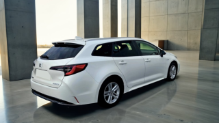 SUZUKI SWACE PREMIUM PLUS