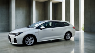 SUZUKI SWACE PREMIUM PLUS