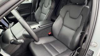 VOLVO V60 Cross Country B5 Plus Bright