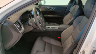 VOLVO V60 Cross Country B5 Plus