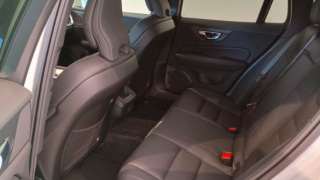 VOLVO V60 Cross Country B5 Plus