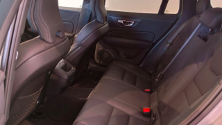 VOLVO V60 Cross Country B5 Plus